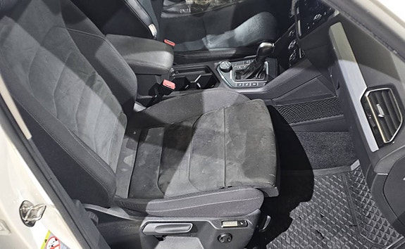 Volkswagen Tiguan 9 of 14