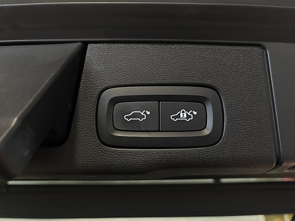 Volvo XC60 20 of 21