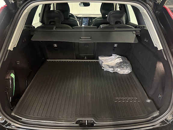 Volvo XC60 19 of 21
