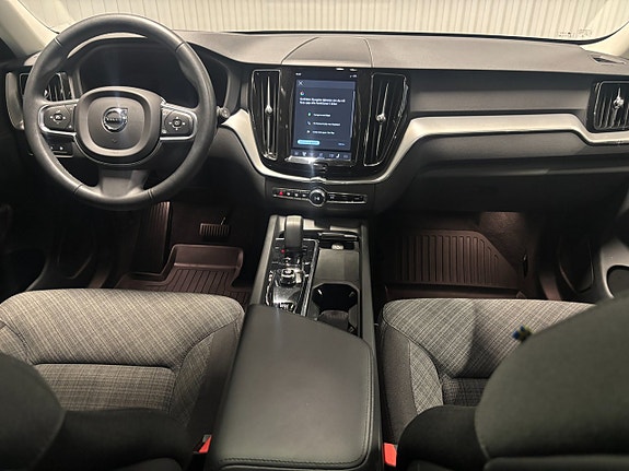 Volvo XC60 7 of 21