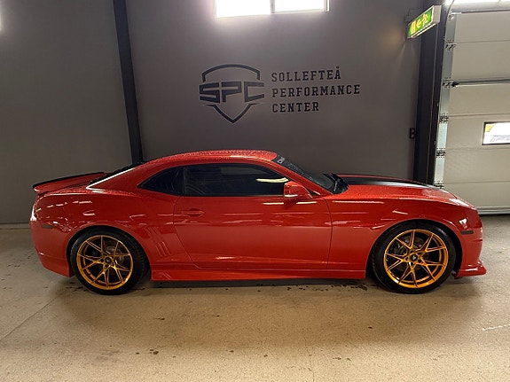 Chevrolet Camaro 2 of 25