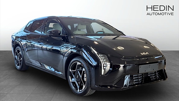 Kia EV4 3 of 12