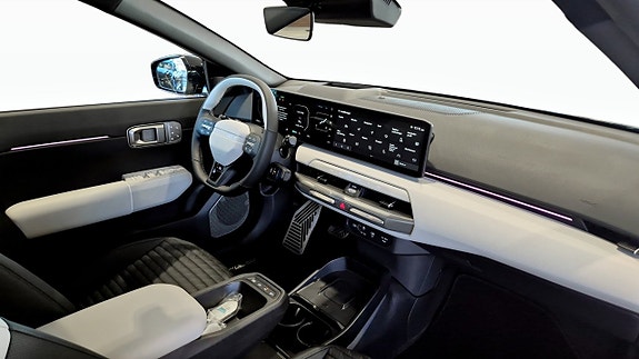 Kia EV4 8 of 12