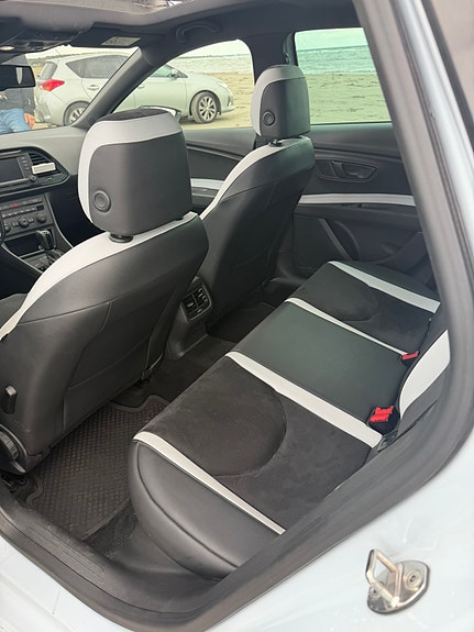 Seat Leon 3 of 6