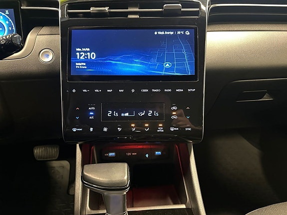 Hyundai Tucson 11 of 23
