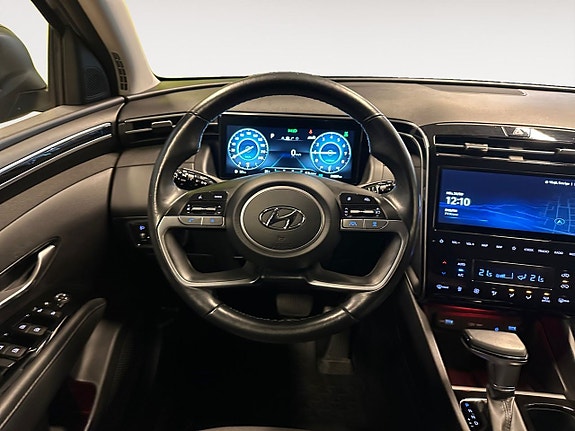 Hyundai Tucson 13 of 23