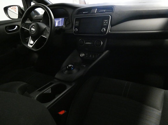 Nissan Leaf 13 of 22