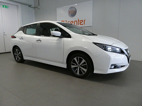 Nissan Leaf 4 of 22