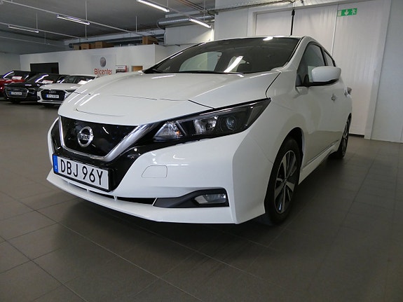 Nissan Leaf 9 of 22