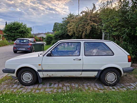 Volkswagen Golf II 3 of 7