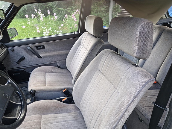 Volkswagen Golf II 6 of 7