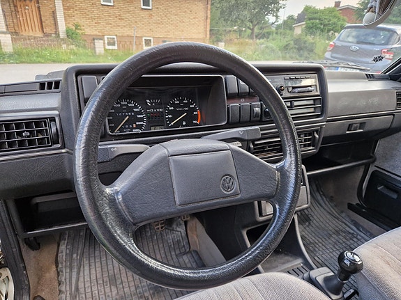 Volkswagen Golf II 5 of 7