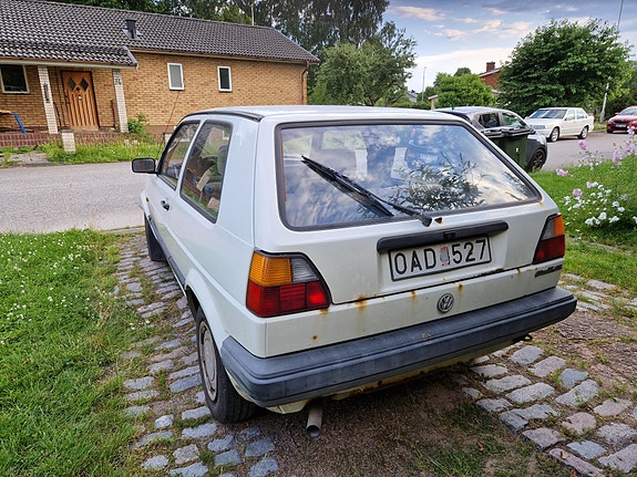 Volkswagen Golf II 2 of 7