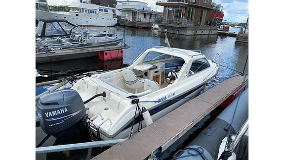 Bella 561 HT 2005 Yamaha F100 4-takt 330 tim 2 of 14