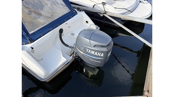 Bella 561 HT 2005 Yamaha F100 4-takt 330 tim 13 of 14