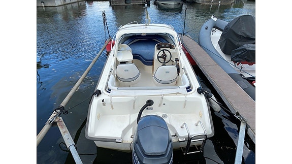 Bella 561 HT 2005 Yamaha F100 4-takt 330 tim 4 of 14