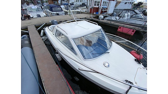 Bella 561 HT 2005 Yamaha F100 4-takt 330 tim 3 of 14