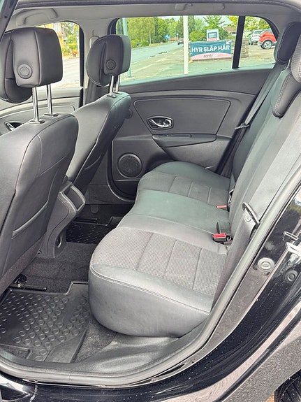 Renault Megane 8 of 15