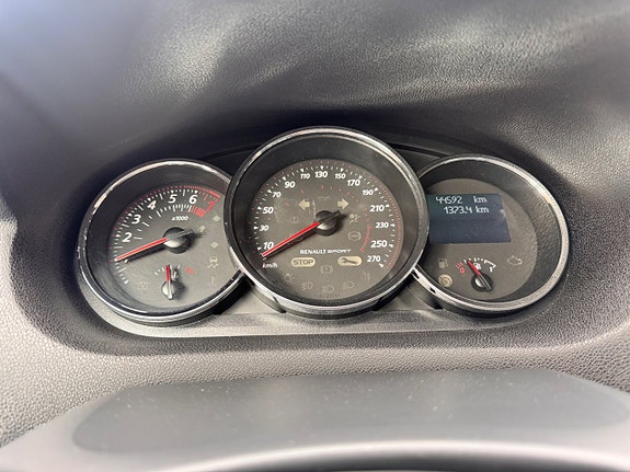 Renault Megane 15 of 15