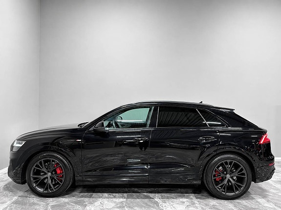 Audi Q8 5 of 30