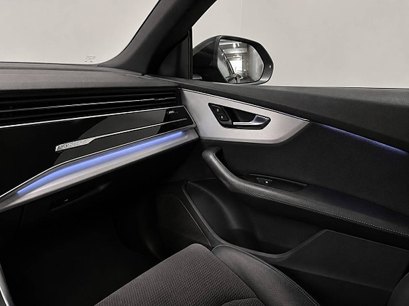 Audi Q8 30 of 30