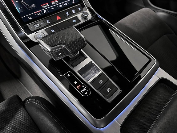 Audi Q8 24 of 30