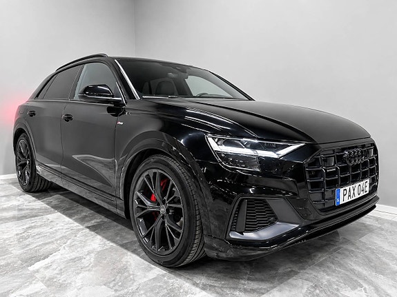 Audi Q8 10 of 30