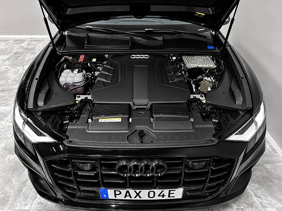 Audi Q8 13 of 30