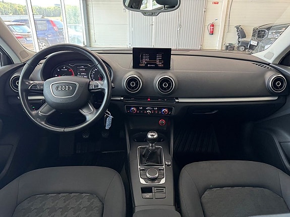 Audi A3 9 of 18