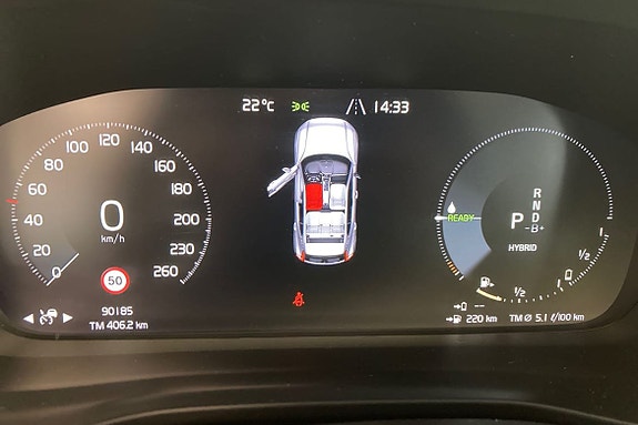 Volvo XC40 16 of 21
