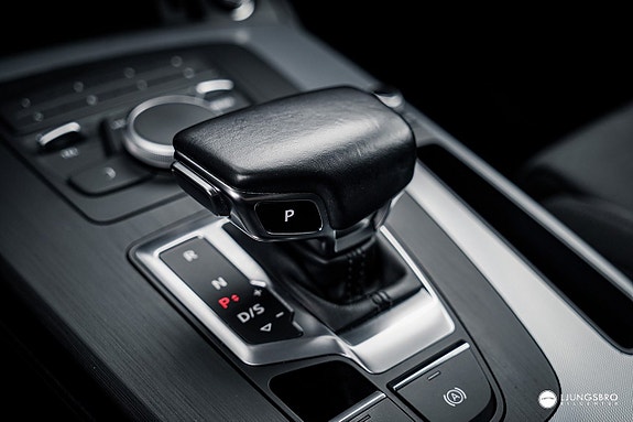 Audi Q5 11 of 18