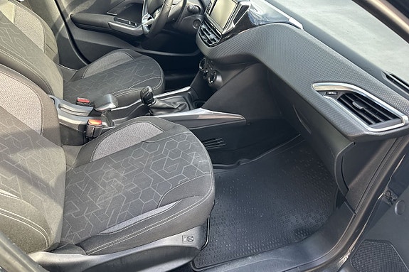 Peugeot 2008 13 of 15
