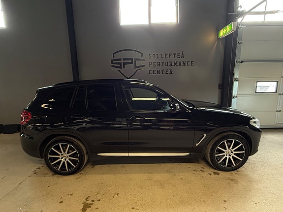BMW X3 2 of 16