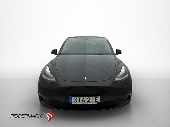 Tesla Model Y 2 of 30