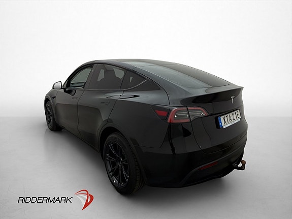 Tesla Model Y 6 of 30