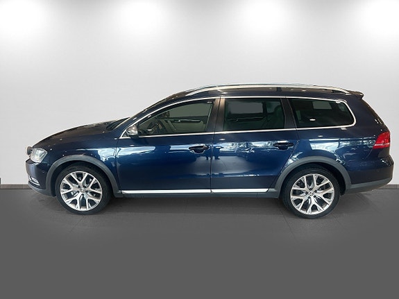 Volkswagen Passat Alltrack 4 of 14