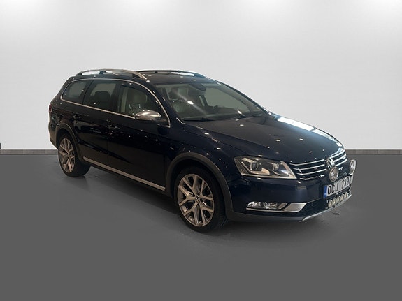 Volkswagen Passat Alltrack 3 of 14