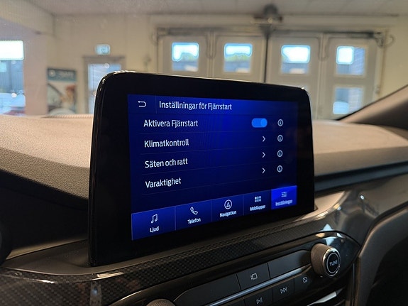 Ford Kuga 17 of 30