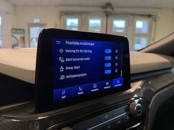 Ford Kuga 16 of 30