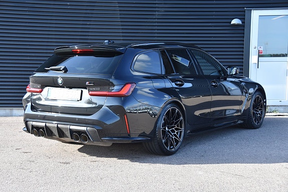 BMW M3 8 of 29