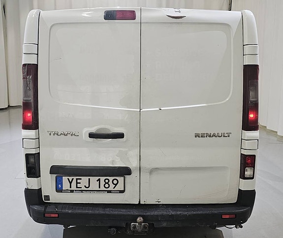 Renault Trafic 8 of 11