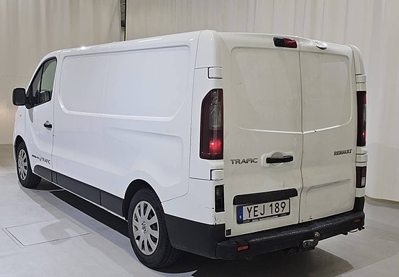 Renault Trafic 5 of 11