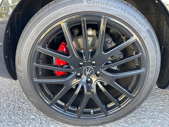 Maserati Levante 16 of 16