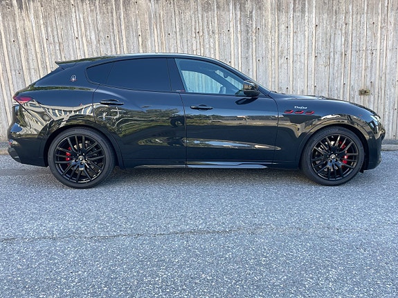 Maserati Levante 6 of 16