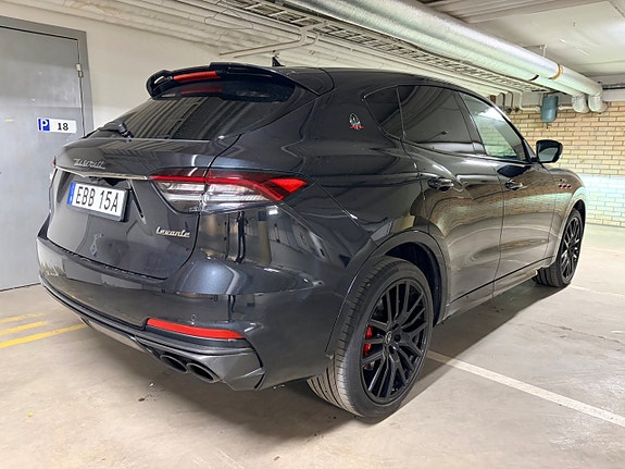 Maserati Levante 21 of 26
