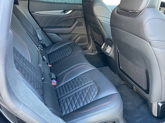 Maserati Levante 11 of 16