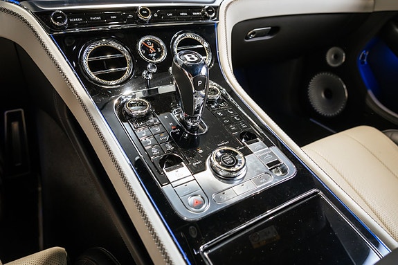 Bentley Continental GTC 14 of 23