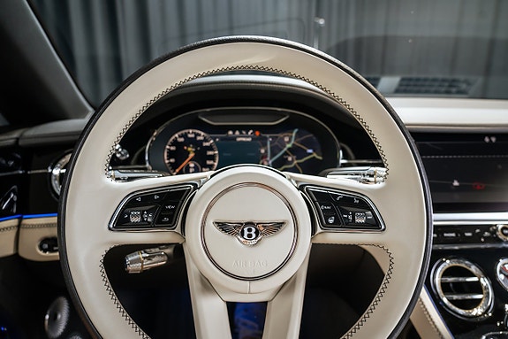 Bentley Continental GTC 12 of 23