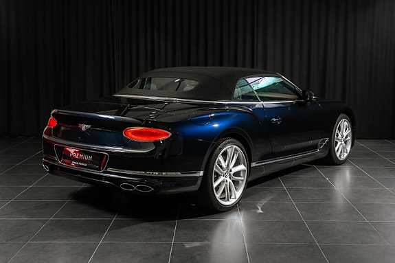 Bentley Continental GTC 7 of 23