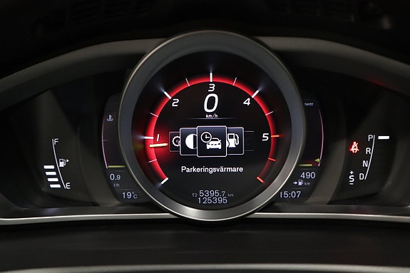 Volvo V40 19 of 24